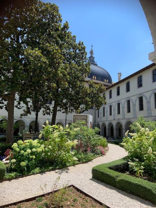 里昂Studio Close Fourviere Very Quiet & Small Terrace公寓 外观 照片